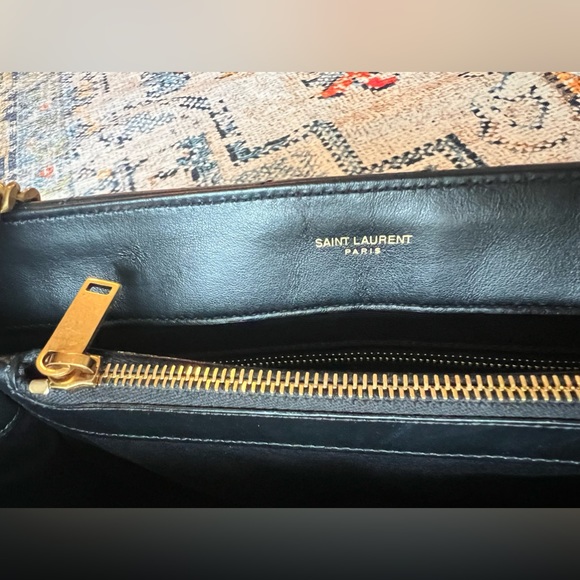 Saint Laurent Medium Loulou Matelassé Leather Shoulder Bag AUTHENTIC - Picture 10 of 16